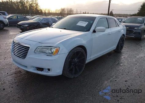 2013 Chrysler 300 Motown из США, поврежденный, VIN 2C3CCAAG7DH529215